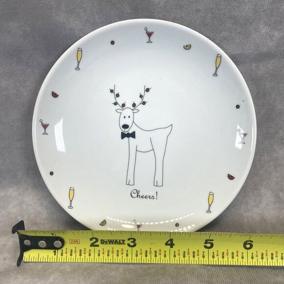 Set of 4 BIA Cordon Bleu Reindeer "Cheers" Round Appetizer/Dessert Plates 6.5 in - Picture 2 of 5